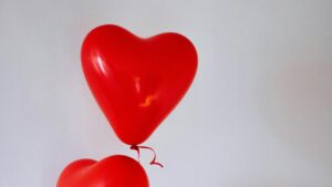 Entering the dating world after mental health treatment can feel both exciting and intimidating, but it is possible with the right mindset
