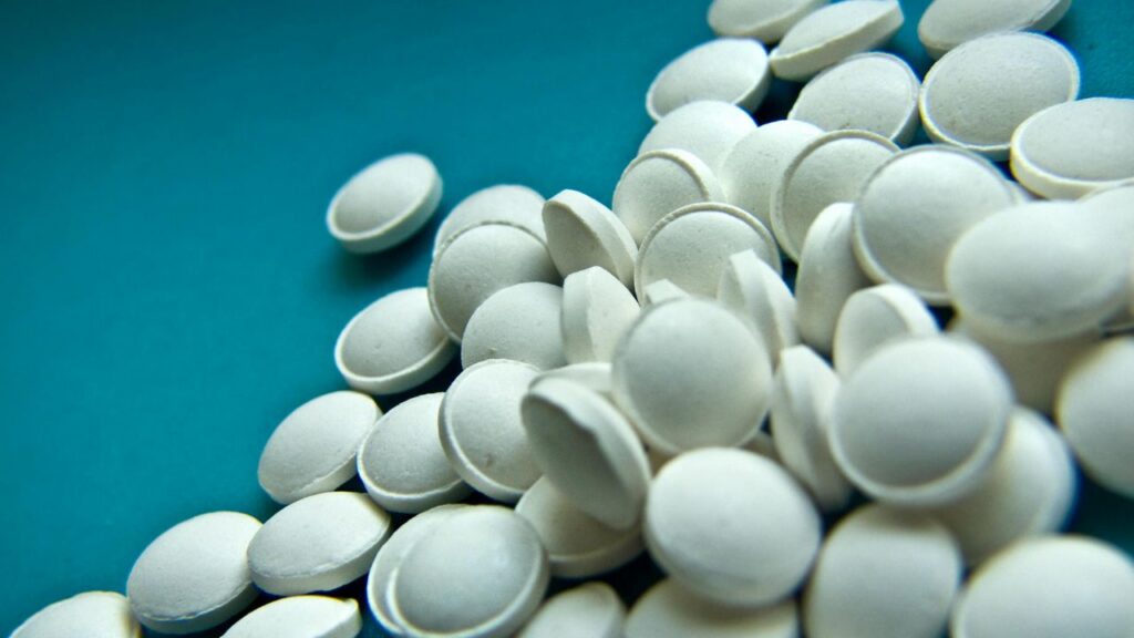 Photo of valium tablets. For help with valium withdrawal in South Florida contact Destination Hope.