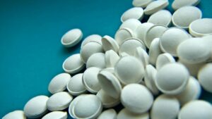 Photo of valium tablets. For help with valium withdrawal in South Florida contact Destination Hope.